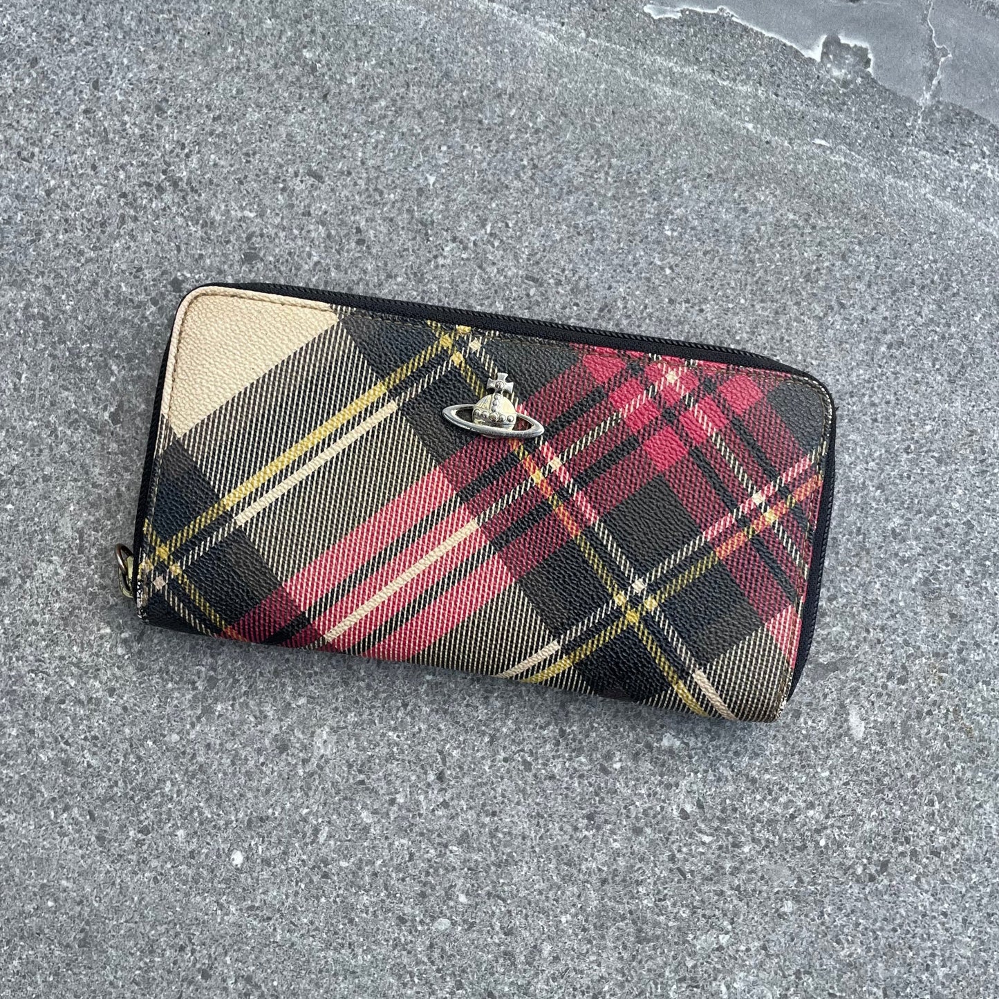 Vivienne Westwood Classic Plaid Long Wallet