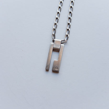 Gucci G Plate Necklace